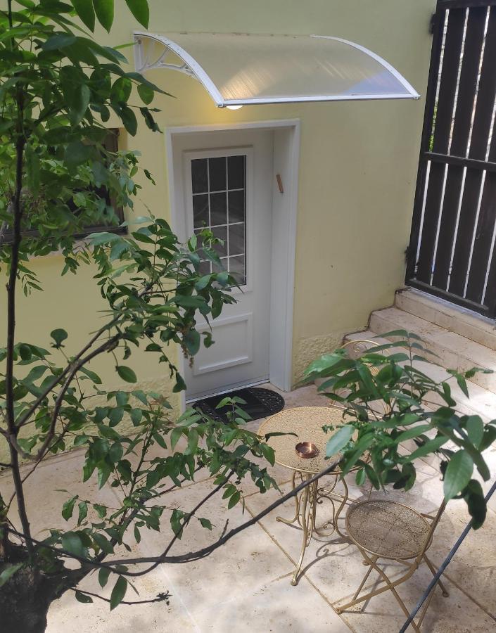 Apartmán אחת ויחידה - One & Only Ma'alot Taršicha Exteriér fotografie